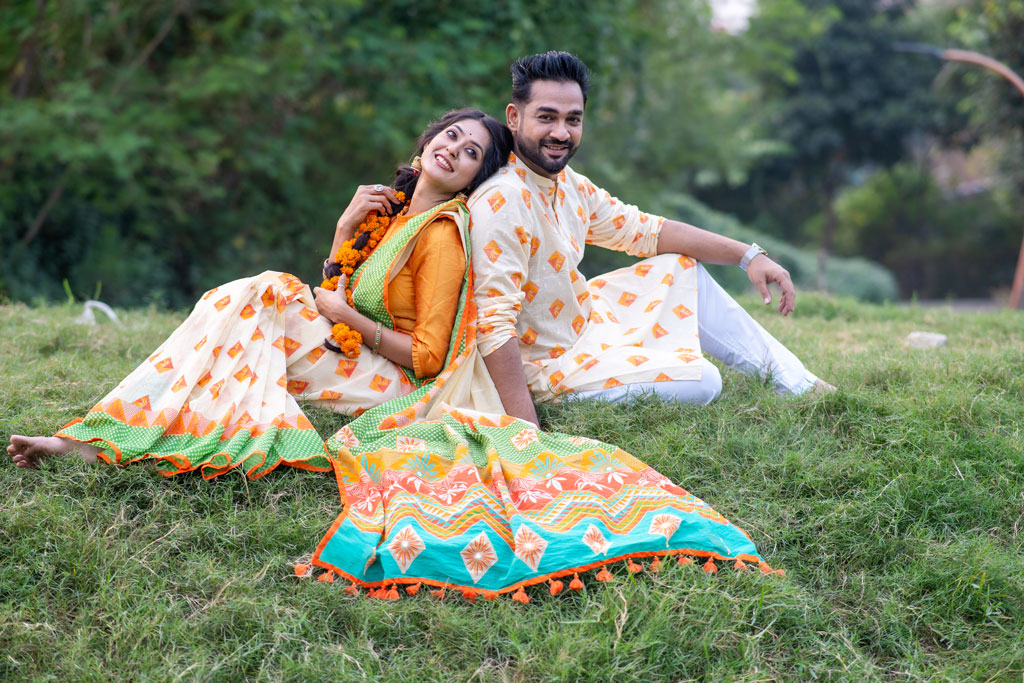 প্রিয় মানুষকে নিয়মিত স্পর্শ করাটা জরুরি ব্যাপার। ছবি সৌজন্য: রঙ বাংলাদেশ