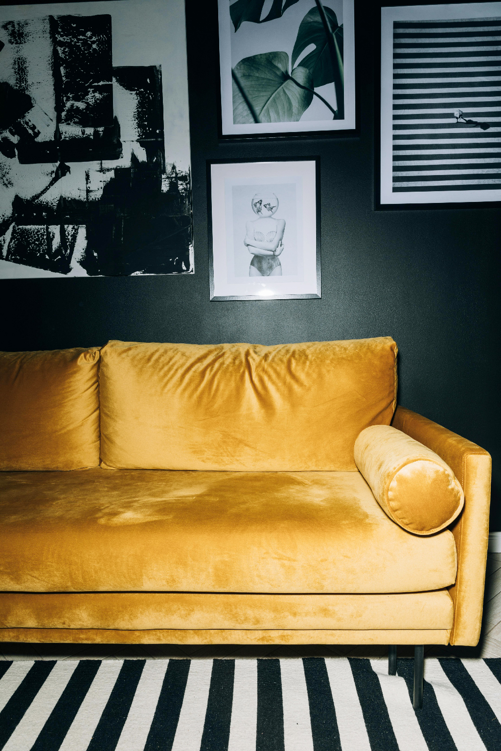 ছোট ঘর সাজান মাল্টিফাংশনাল আসবাবে