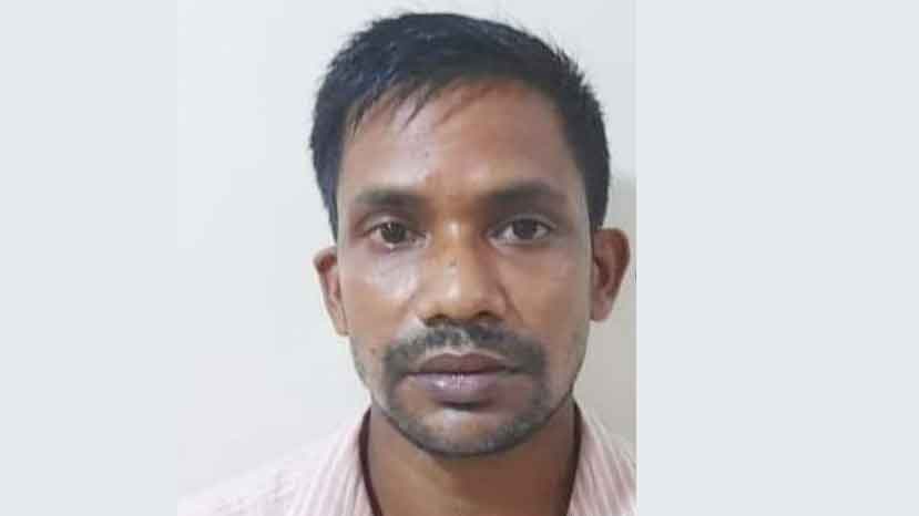 ফটিকছড়িতে ছিনতাইকারীর লুটের স্বর্ণ কেনার অভিযোগে গ্রেপ্তার ১