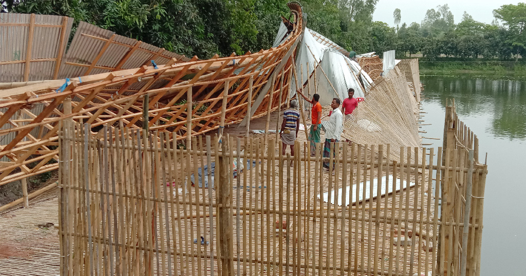 পীরগাছায় দুই দিনের ঝড়ে ২০ লাখ টাকার ক্ষতি