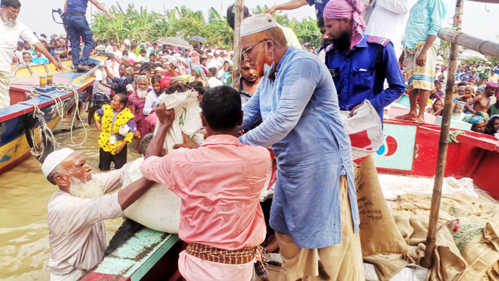 চাঁদপুরে ৪৩ হাজার নিবন্ধিত জেলেকে খাদ্যসহায়তা