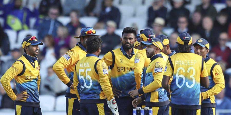 ক্রিকেট বোর্ডকে বেতনের ভাগ দিতে চান না ম্যাথুসরা