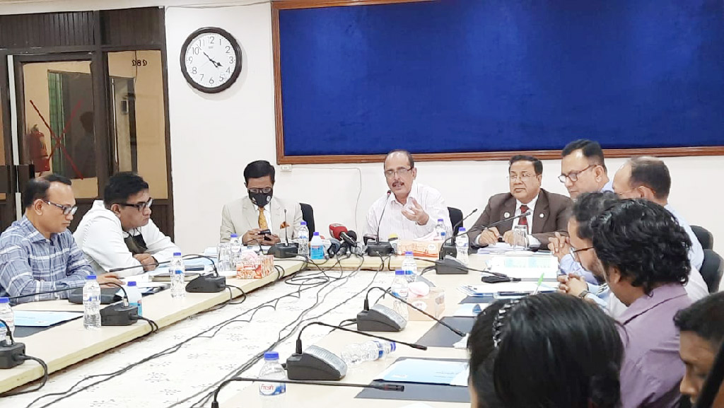 দুদকের সুপারিশ বাস্তবায়ন করে না সরকারি দপ্তর: দুদক চেয়ারম্যান