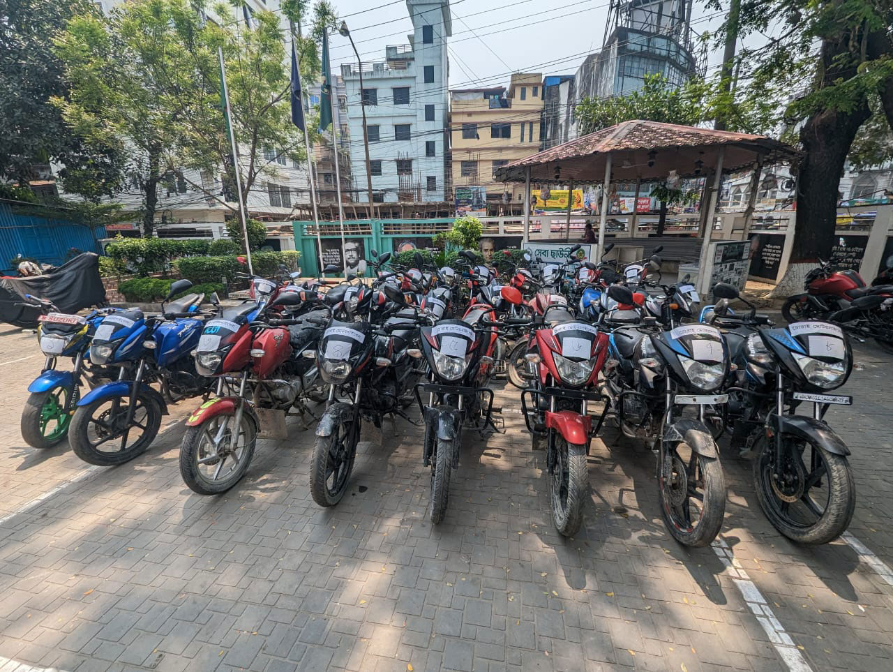 চুরি যাওয়া মোটরসাইকেল সাগর পার হয়ে চলে যাচ্ছে সন্দীপে