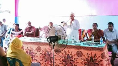শেষ মুহূর্তের প্রচারে ব্যস্ততা