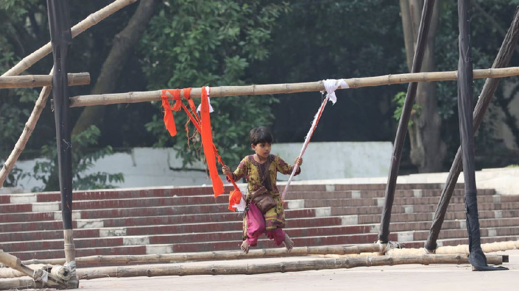 পথশিশুদের পুরো সপ্তাহের আয় হাজার টাকার কম