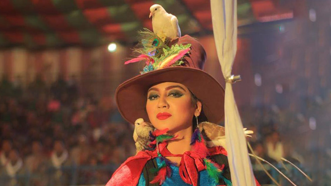 অনুদানের ছবি কোন পথে