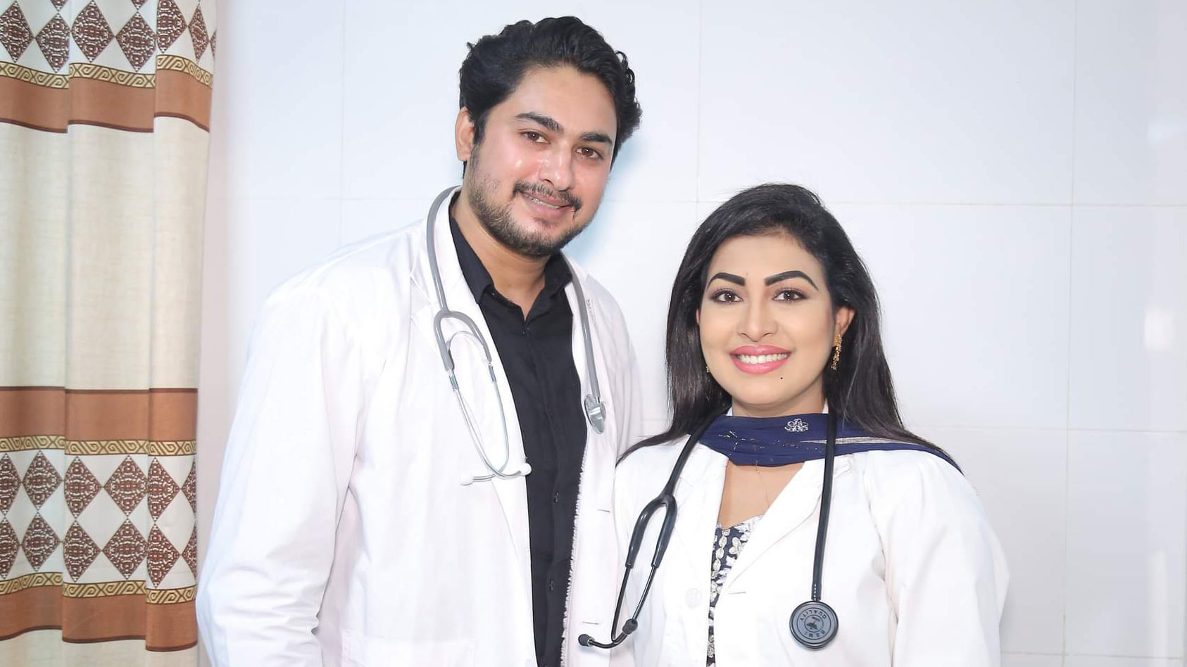 জয়-প্রিয়াঙ্কার ‘কেবিন নম্বর ২২’