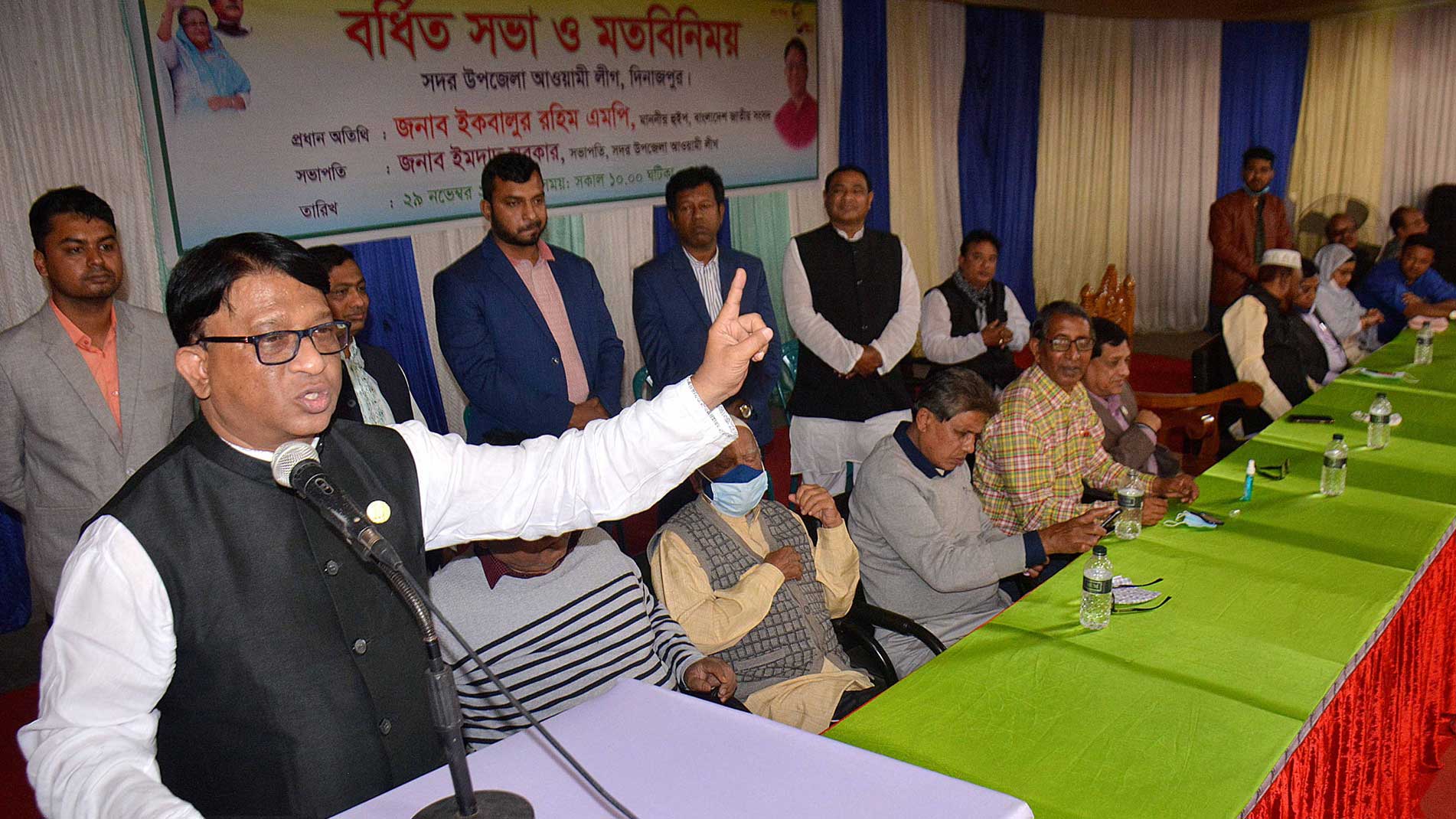 বর্ধিত সভায় হুইপ ইকবালুর রহিম