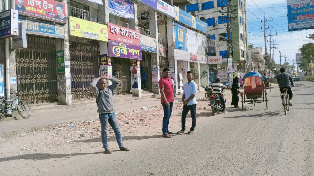 সিলেটে পরিবহন ধর্মঘটে ভোগান্তিতে সাধারণ মানুষ