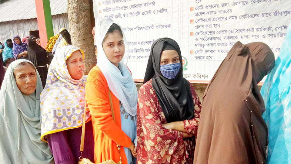 বেলা শেষে স্বপ্নার স্বপ্নের ভোট!