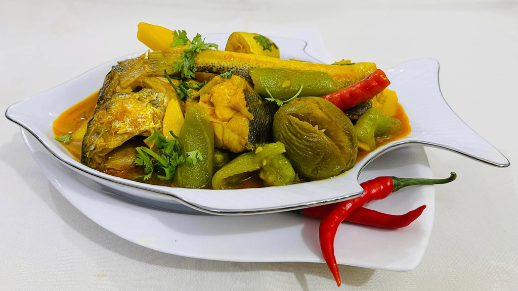 জলপাই দিয়ে পোয়া মাছের ঝোল