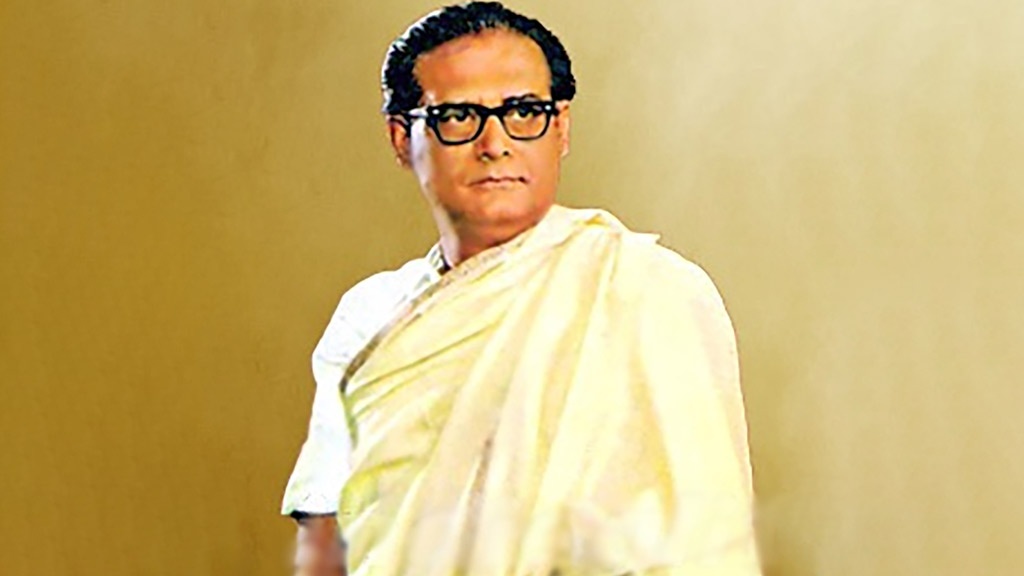 বাঙালির রুচি তৈরি হয়েছে হেমন্তের গানে