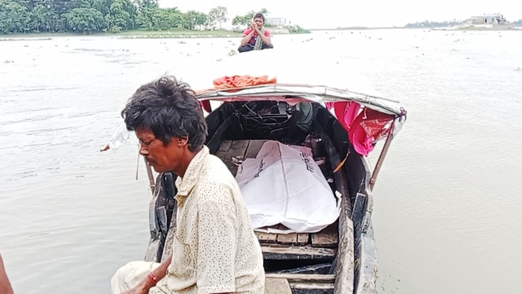 ঢলে নিখোঁজ মায়ের পর মেয়ের লাশ উদ্ধার, ছেলের সন্ধান মেলেনি