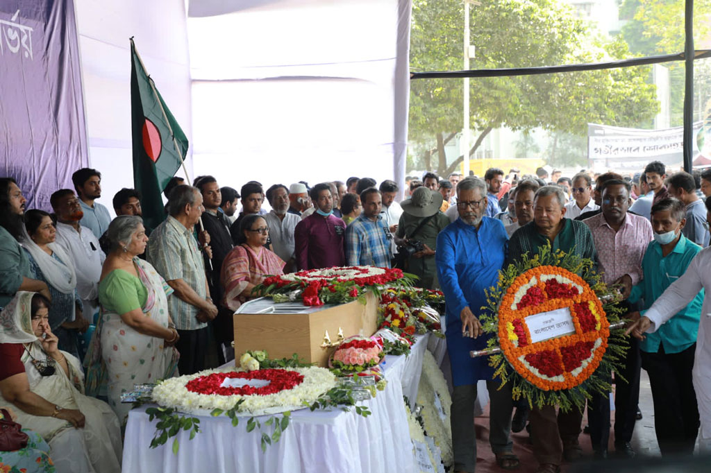 শহীদ মিনারে ডা. জাফরুল্লাহ চৌধুরীর প্রতি শ্রদ্ধা নিবেদন করে বাংলাদেশ জাসদ।