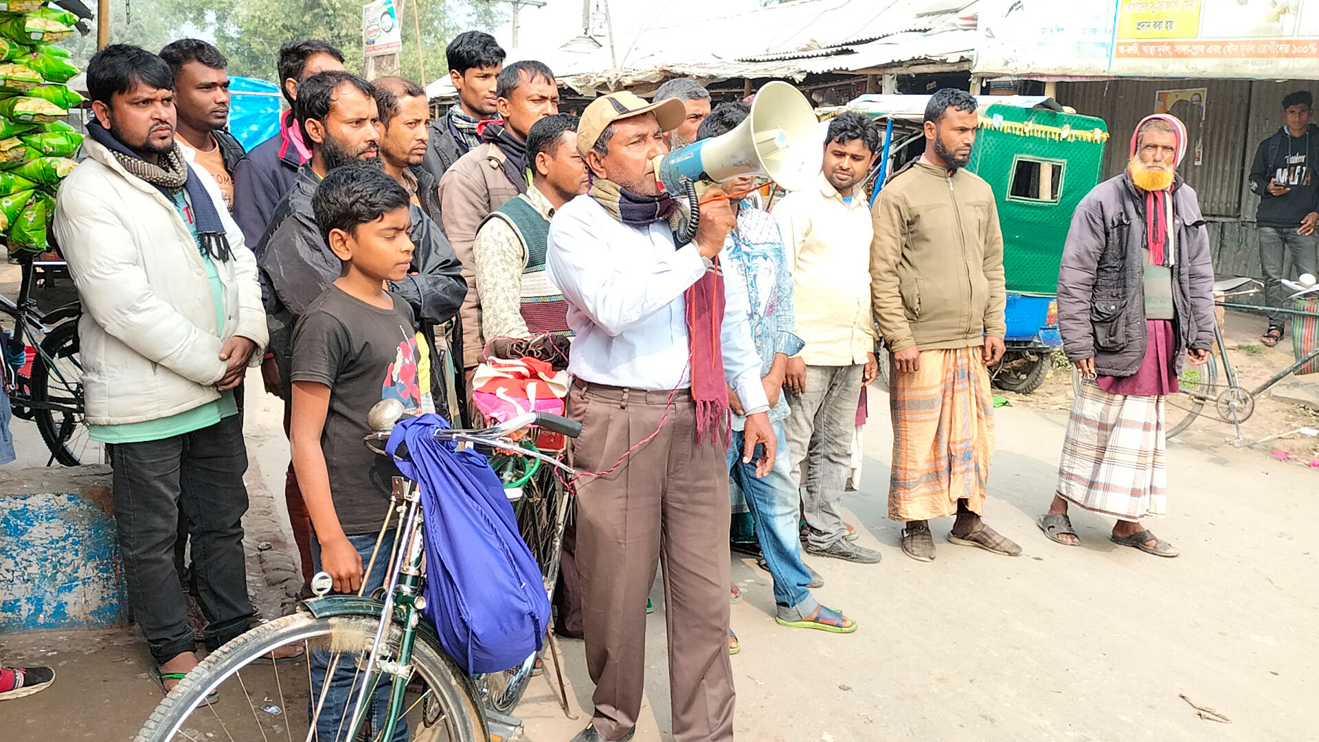 আব্দুল হাই মাস্টারের আশা, আল্লাহ এবার তাঁকে এমপি বানাবেন