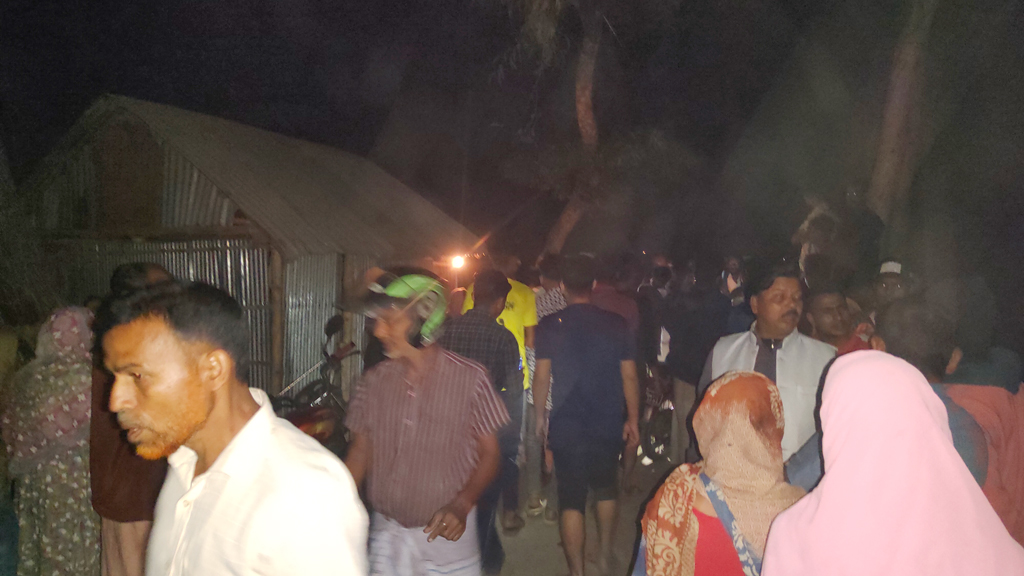 নিখোঁজের একদিন পর ধানখেতে মিলল শিশুর গলাকাটা মরদেহ