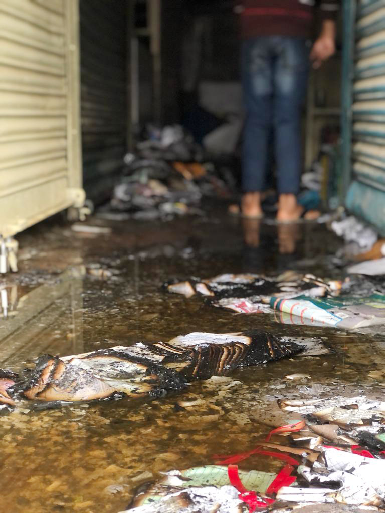 আগুনের চেয়ে বইয়ের ক্ষতি বেশি পানিতে 