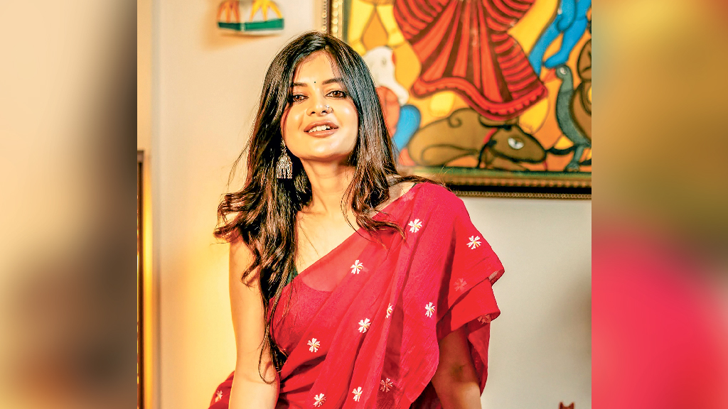 ঢাকাই সিনেমায় এবার মধুমিতা সরকার