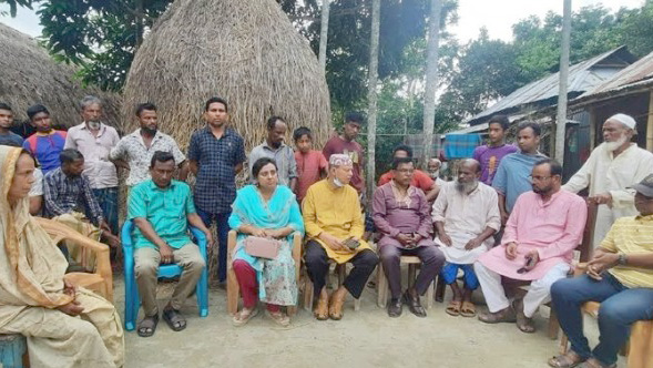 অস্ত্রোপচারে প্রসূতি ও নবজাতকের মৃত্যুর পর পশু চিকিৎসক গ্রেপ্তার