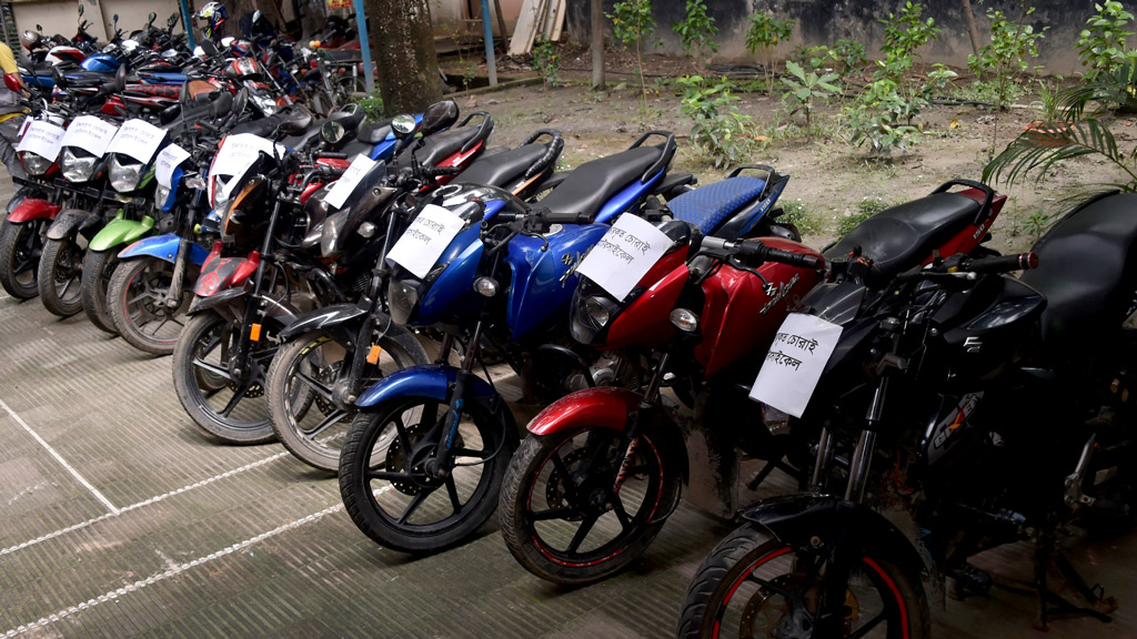দুই ভাই মিলে চুরি করেছেন ২ শতাধিক মোটরসাইকেল