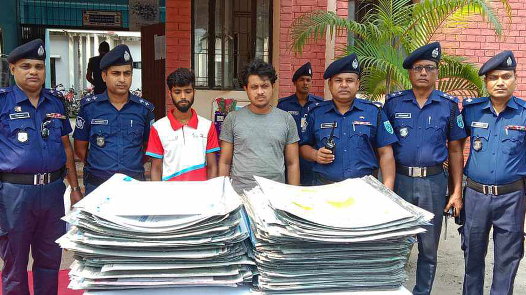 গাইবান্ধায় বাঁধন প্রেসে চুরি, মেশিনম্যানসহ গ্রেপ্তার ২