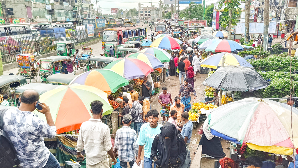 সড়কে বাজার, নেপথ্যে ‘চাঁদাবাজ সিন্ডিকেট’