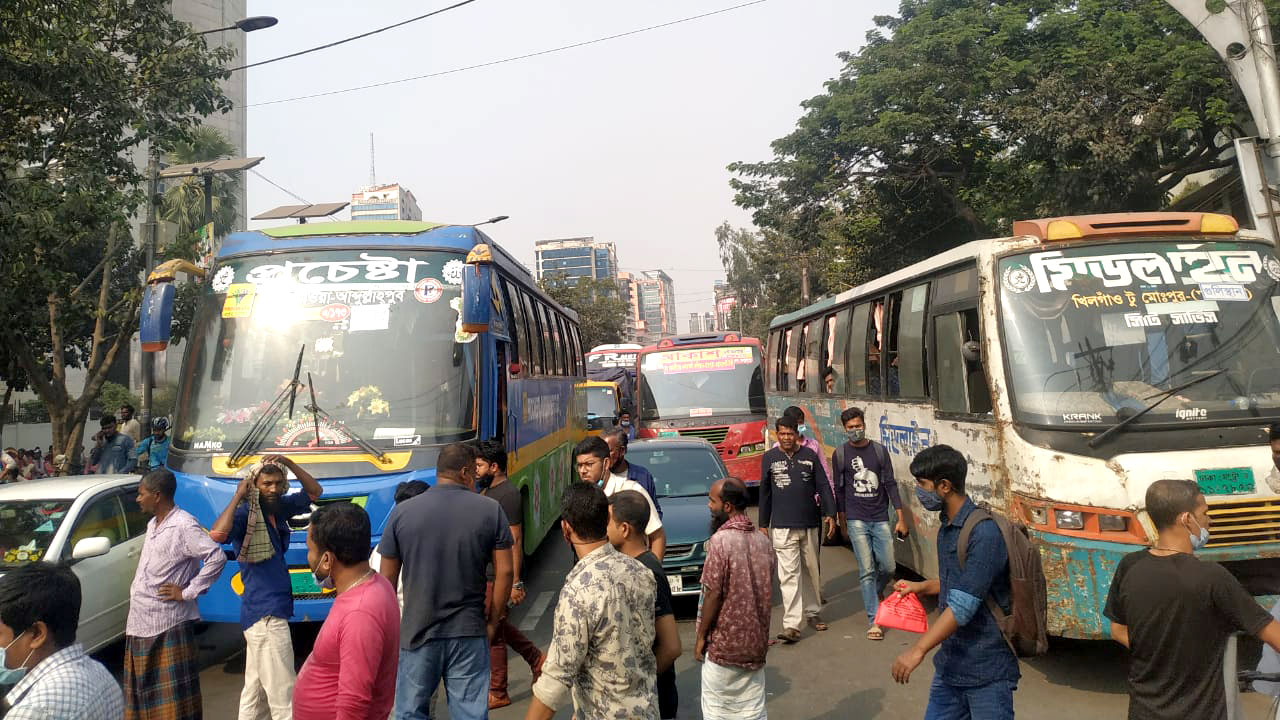 শিক্ষার্থীদের আন্দোলনে রাজধানীজুড়ে তীব্র যানজট