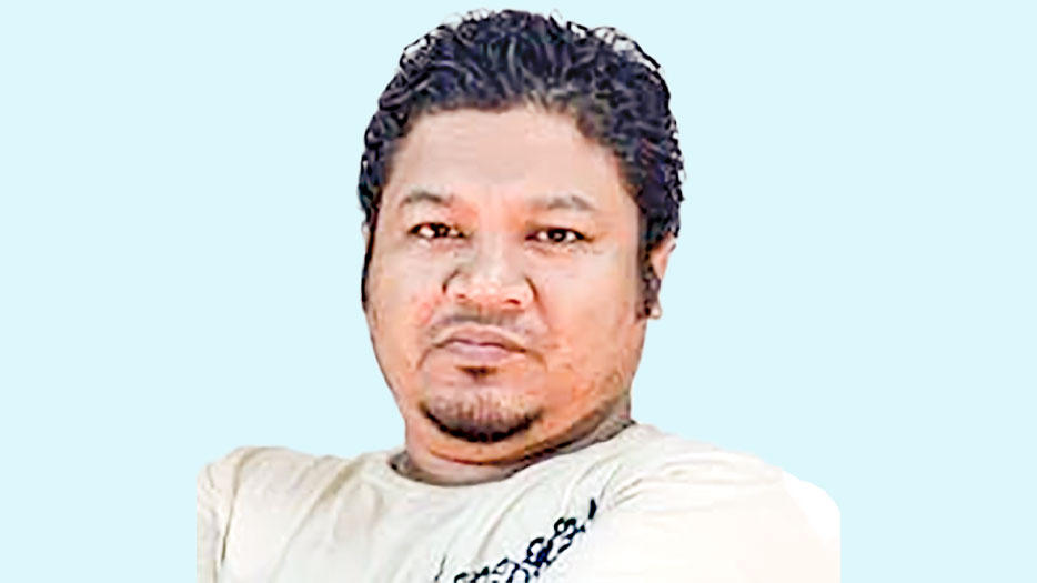 পাতে হাফ ডিম