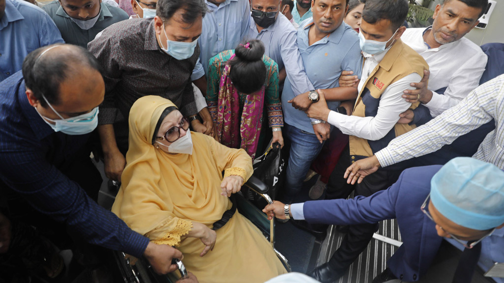 ফের হাসপাতালে খালেদা জিয়া 