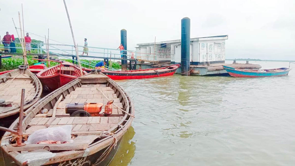 গজারিয়া-কালীপুর ট্রলার যাতায়াত রাত ৮ টার পর বন্ধ ঘোষণা