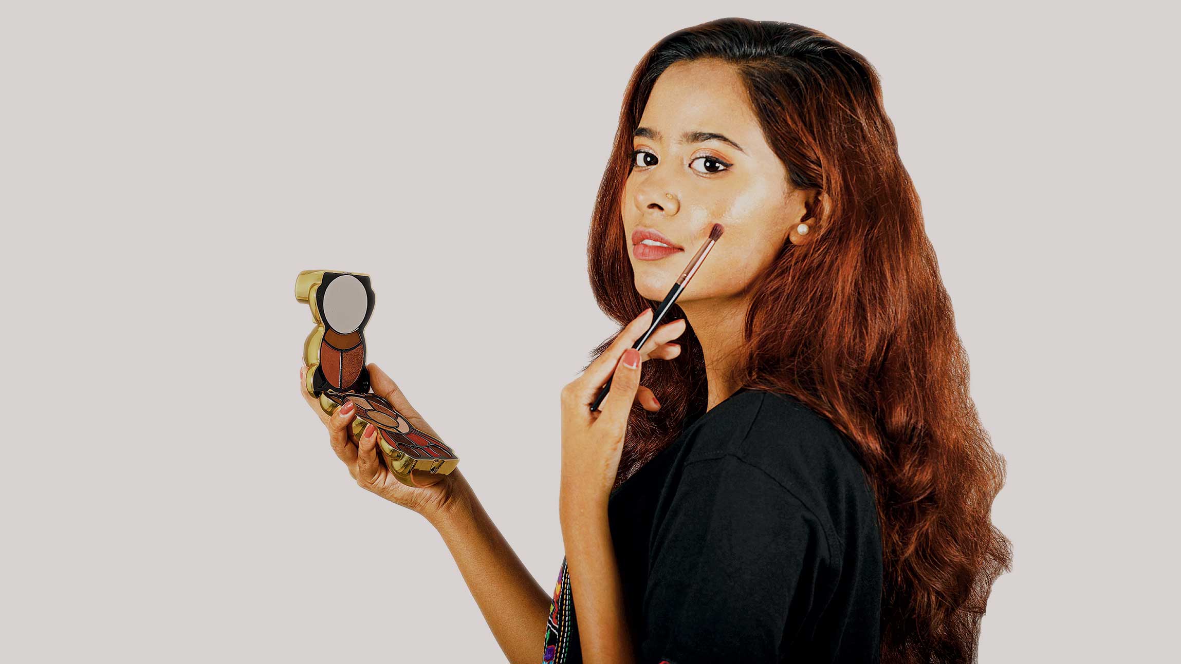 আইশ্যাডোর অন্য রকম কারসাজি