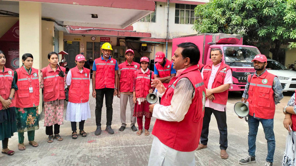 ‘মোখা’ মোকাবিলায় ভাসানচরের রোহিঙ্গাদের জন্য রেড ক্রিসেন্টের বিশেষ পরিকল্পনা