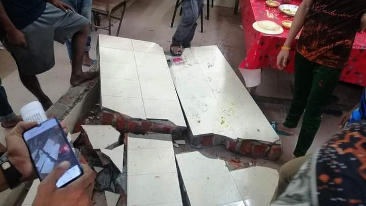 ঢাবির হল ক্যানটিনের দেয়াল ধসে আহত ২