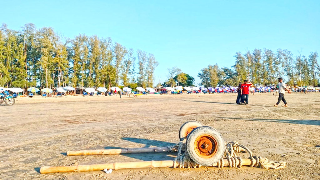 অবহেলায় ম্লান পারকির সৌন্দর্য, কমছে পর্যটক
