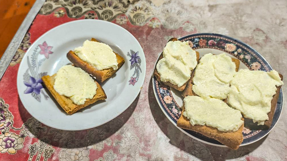 মাদারীপুরের মাখন টোস্ট