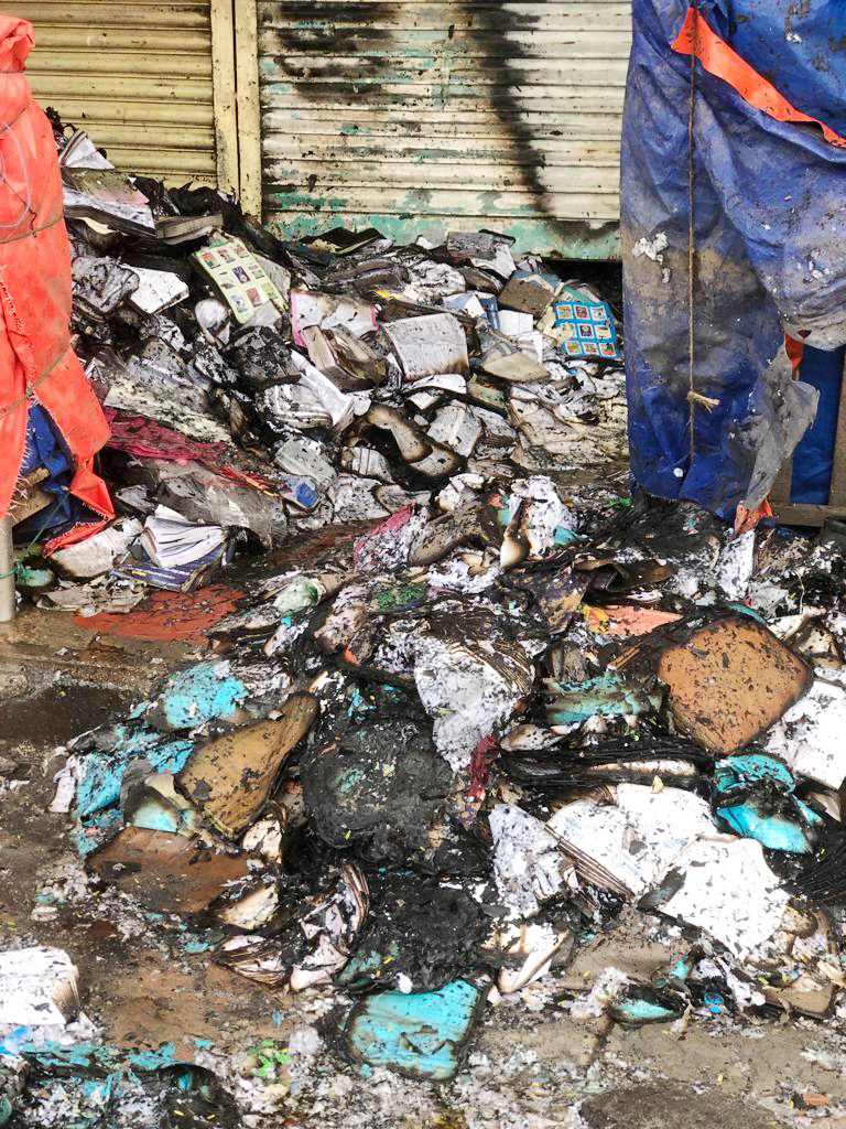 আগুন নিয়ন্ত্রণের সময় পানির কারণেই বেশির ভাগ দোকানে ক্ষয়ক্ষতি হয়েছে