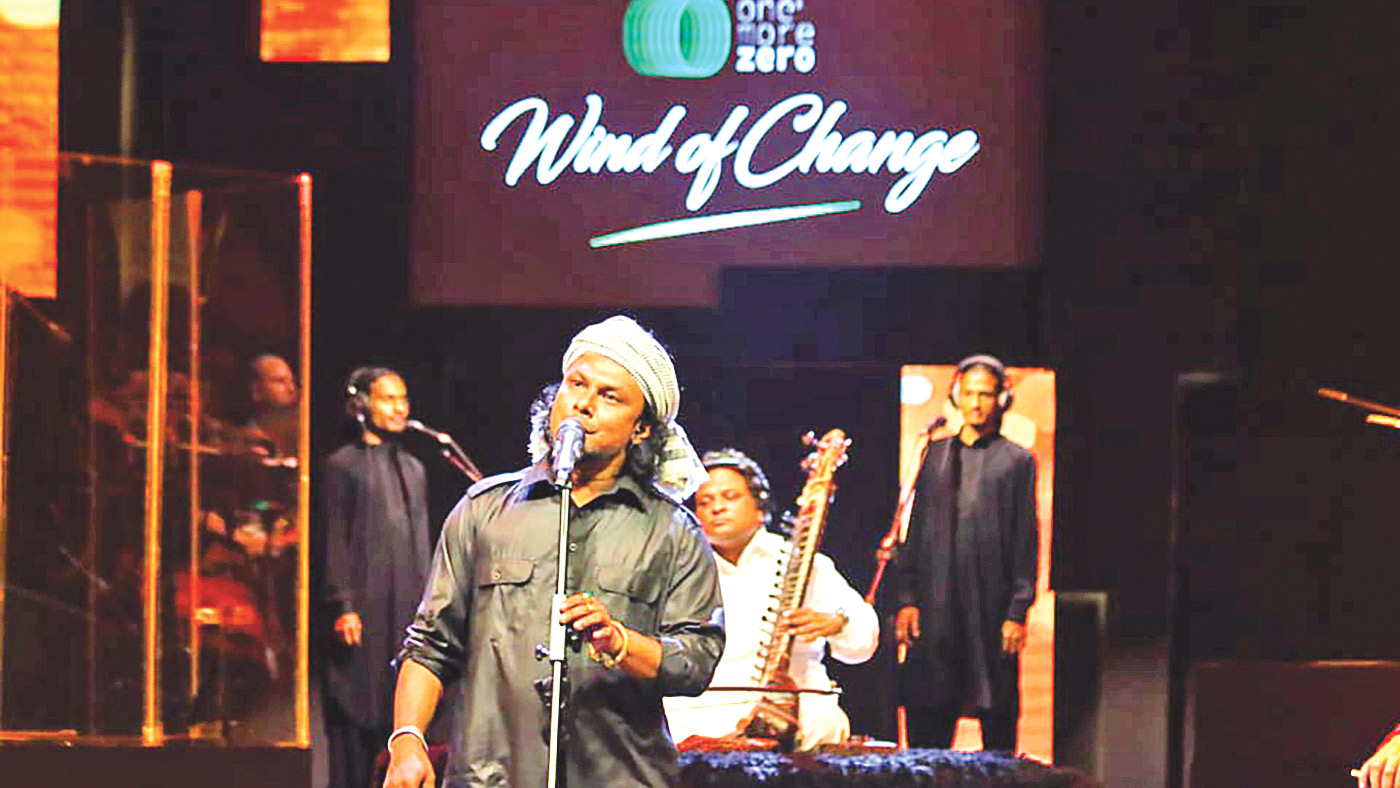 ‘কানার হাটবাজার’ নিয়ে এলেন রিংকু