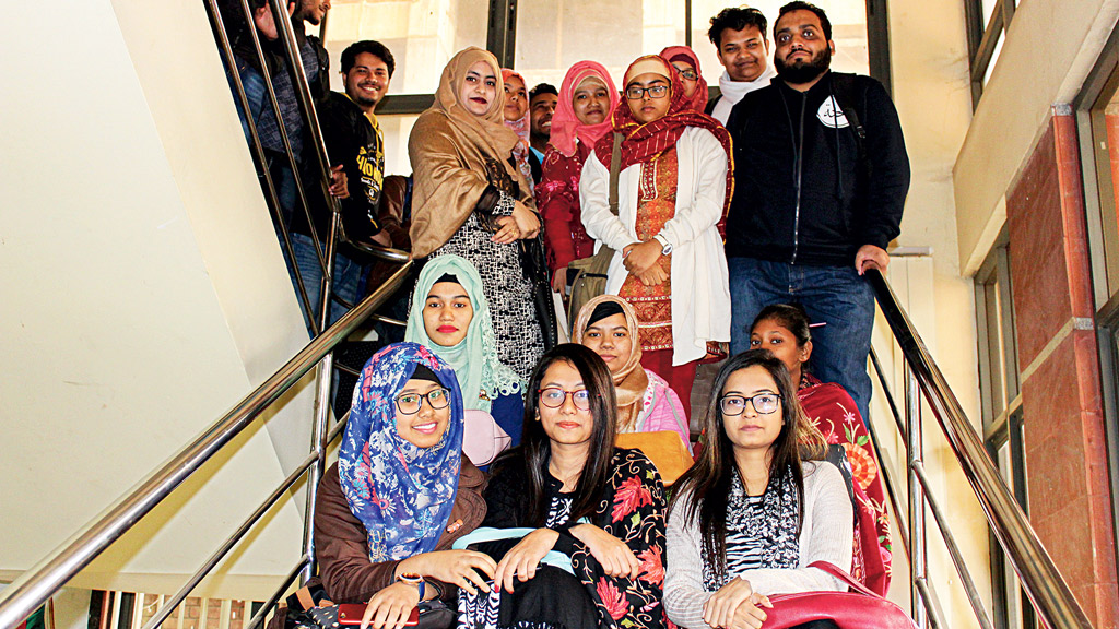 শিক্ষাকে সবার দোরগোড়ায় পৌঁছানোর চেষ্টা