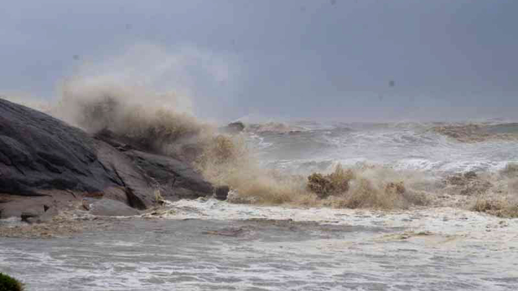 বঙ্গোপসাগরে সৃষ্ট নিম্নচাপ রূপ নিচ্ছে গভীর নিম্নচাপে