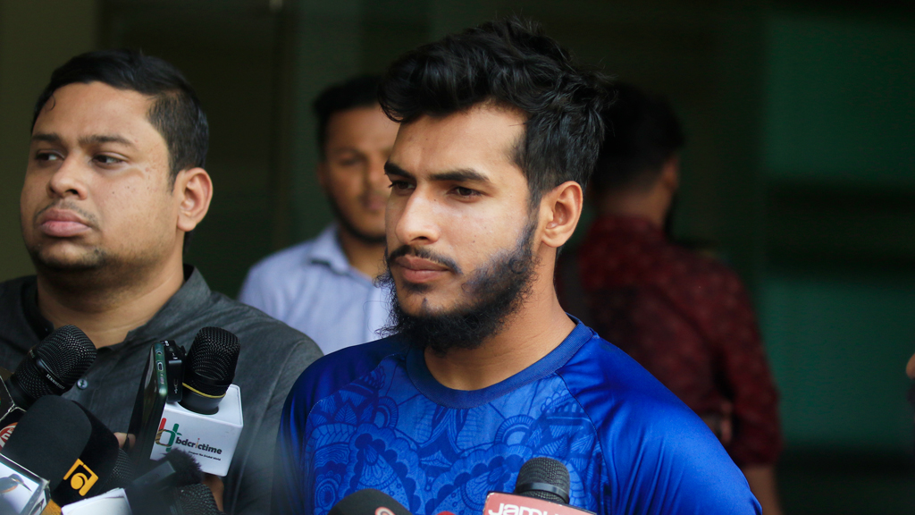 সিলেটে ইংল্যান্ডের বাউন্স পাচ্ছেন মৃত্যুঞ্জয়রা