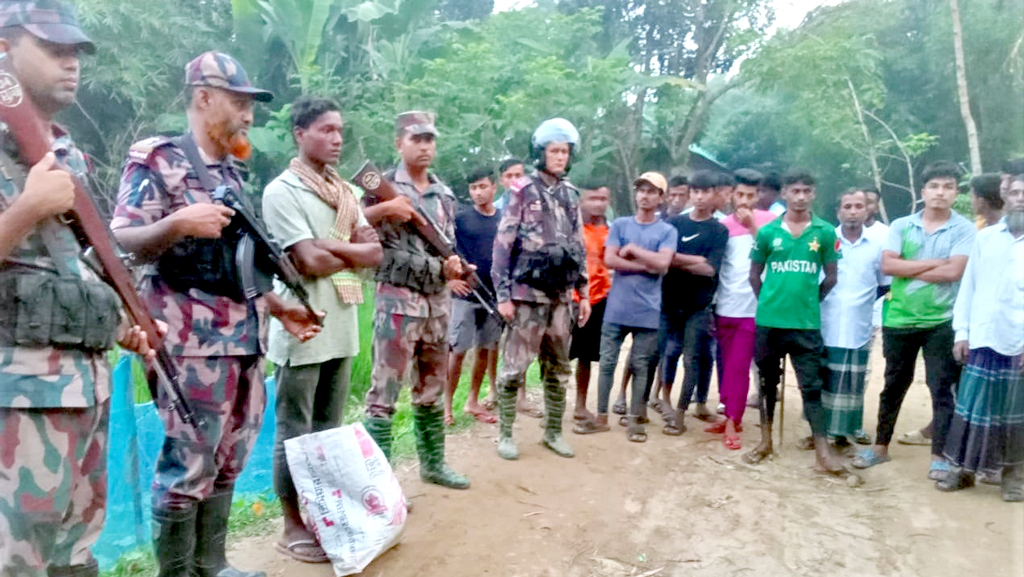 চাকরির সন্ধানে সিলেটে এসে মিয়ানমারের নাগরিক আটক