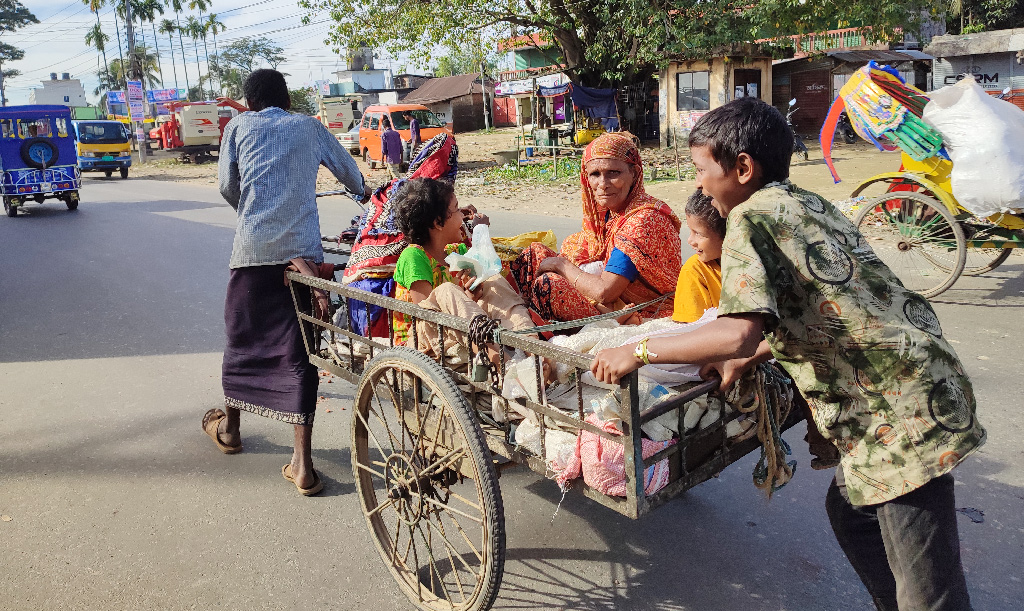 ধর্মঘট দ্বিতীয় দিনে, সুনামগঞ্জে মানুষের ভোগান্তিও চরমে