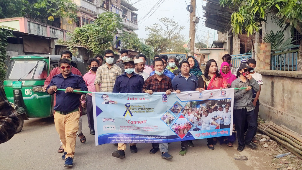 ‘ডাকাত দলের সর্দার হতে আসিনি’