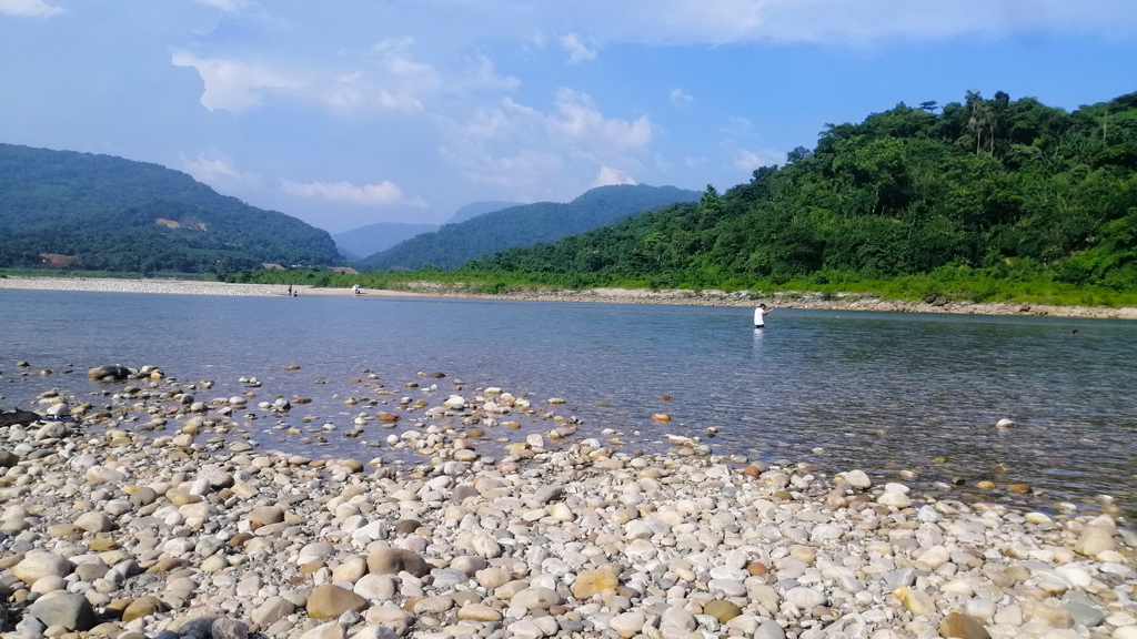 ৬ শর্তে খুলে দেওয়া হলো সিলেট সাদা পাথর পর্যটনকেন্দ্র