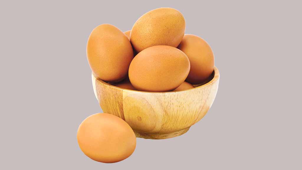 ডিম খাবেন কুসুমসহ নাকি ছাড়া