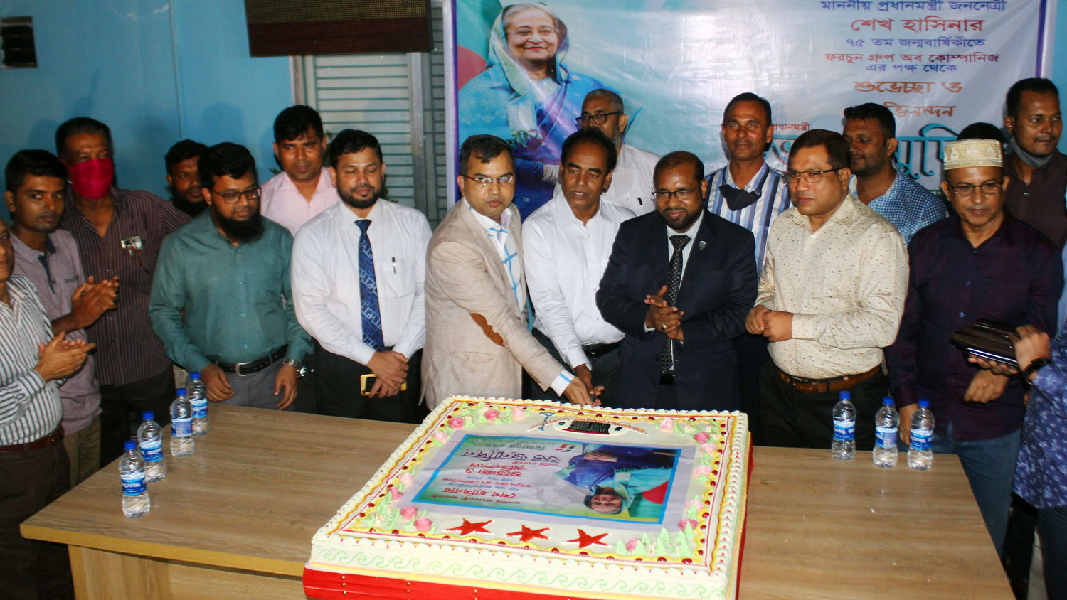 প্রধানমন্ত্রীর জন্মদিনে লেজার ও ড্রোন শো