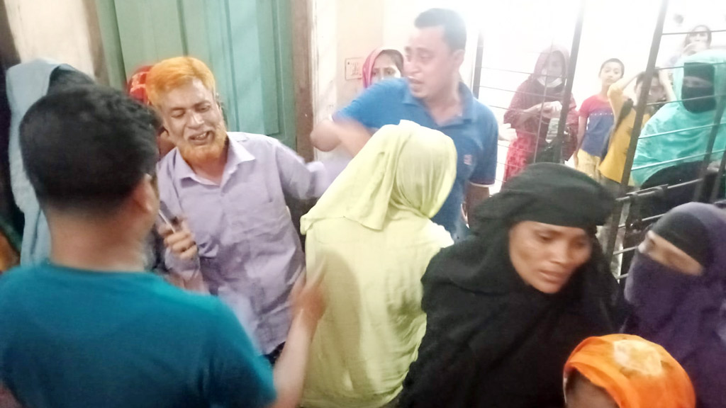 নোয়াখালীতে অটোরিকশার চাপায় মাদ্রাসাছাত্র নিহত