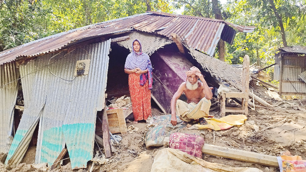 পূর্বাঞ্চলে বন্যা: ঘর নেই, আশ্রয়হীন লাখো মানুষ