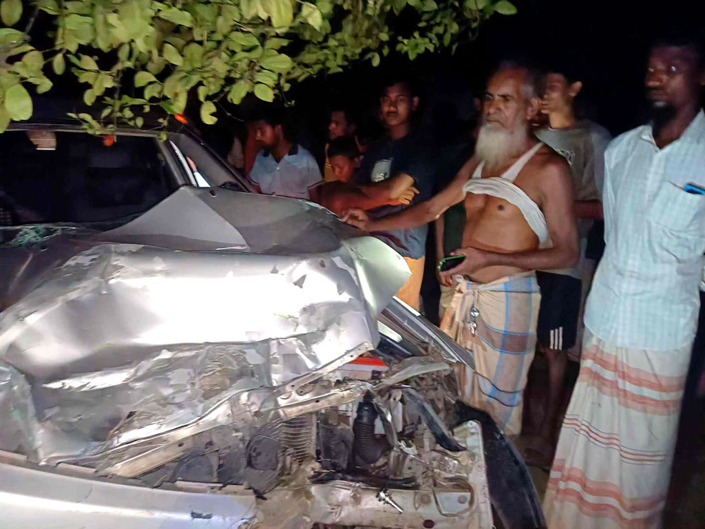 কামারখন্দে সিএনজি-প্রাইভেটকার সংঘর্ষে নিহত ১, আহত ৬